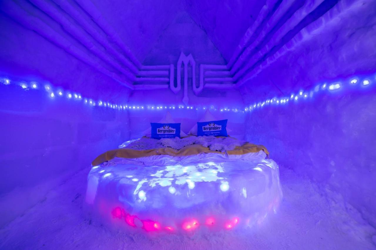 Hotel Of Ice Transylvania Cîrţişoara Esterno foto